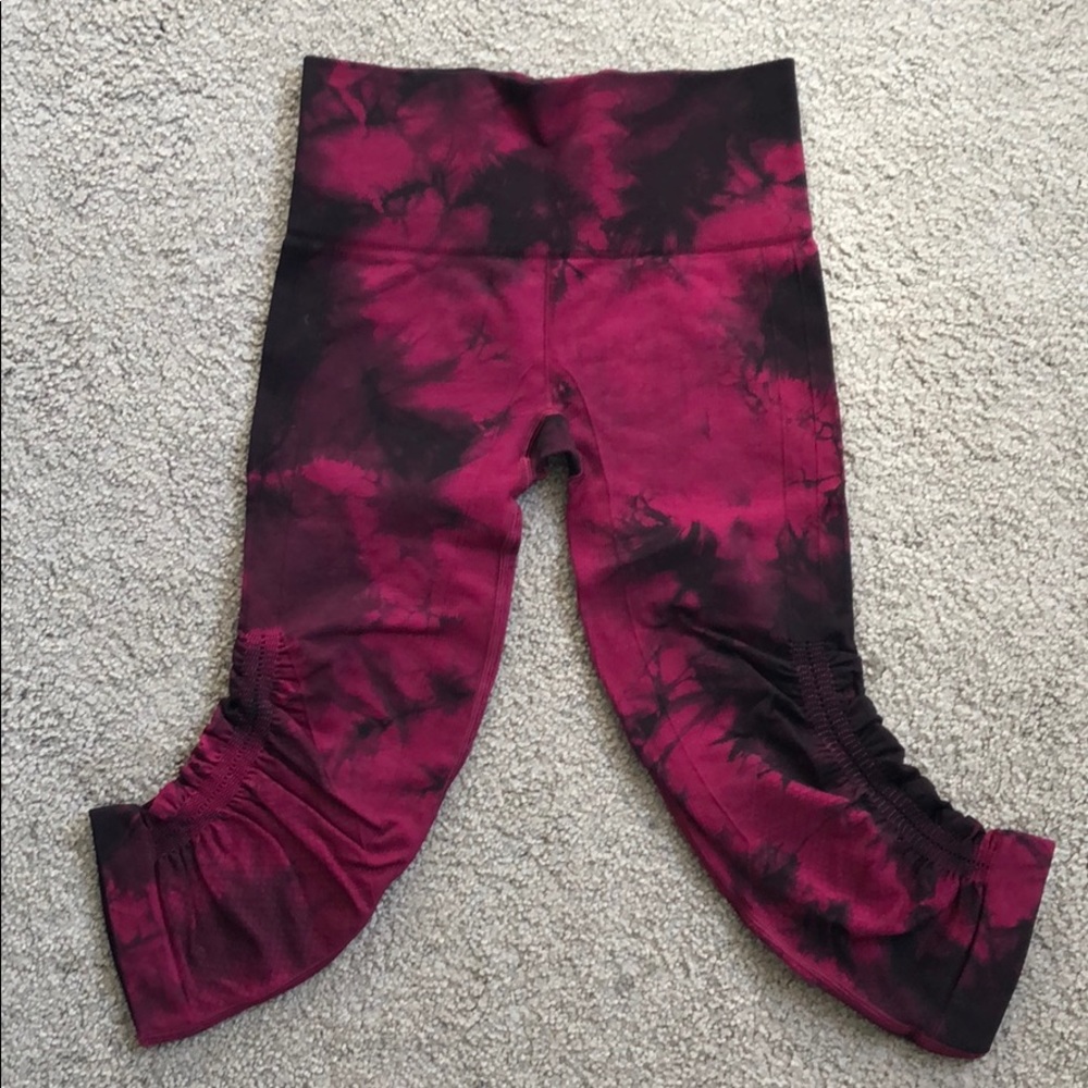 Lululemon In The Flow Crop